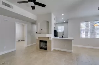 Photo #5: 2708747 Listing 