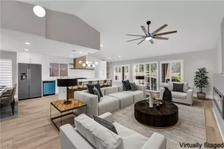 Photo #2: 2708751 Listing