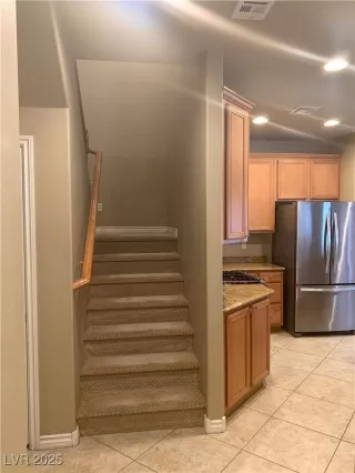 Photo #6: 2708763 Listing 