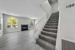 Photo #5: 2708796 Listing 