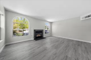 Photo #6: 2708796 Listing 