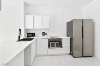 Photo #4: 2708799 Listing 