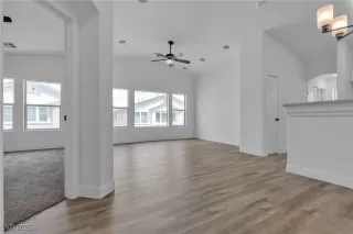 Photo #2: 2708802 Listing 