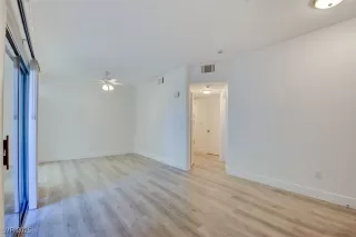 Photo #2: 2708832 Listing 