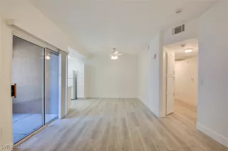 Photo #3: 2708832 Listing 