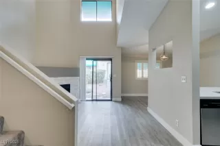 Photo #4: 2708840 Listing 