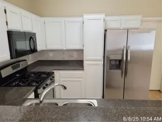 Photo #6: 2708844 Listing 