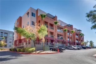 Photo #3: 2708845 Listing 