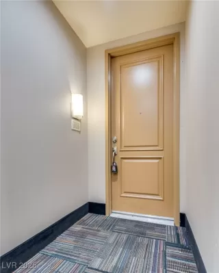 Photo #5: 2708845 Listing 