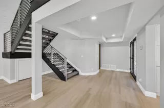 Photo #5: 2708861 Listing 