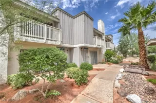 Photo #2: 2708862 Listing 