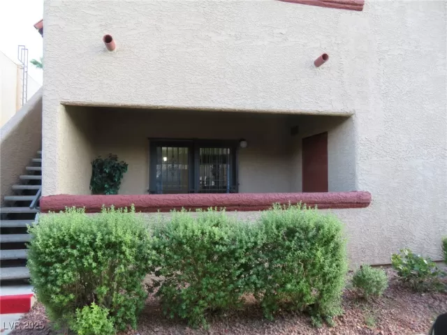 MLS: 2708864 Condo For Sale