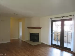 Photo #4: 2708864 Listing 