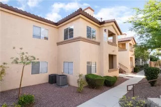 Photo #1: 2708874 Listing 