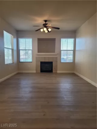 Photo #2: 2708884 Listing 