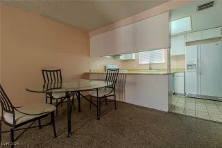 Photo #3: 2708891 Listing 