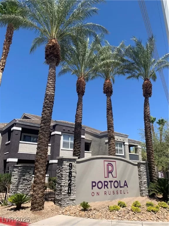 MLS: 2708930 Condo For Sale