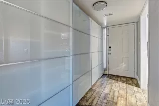 Photo #3: 2708963 Listing