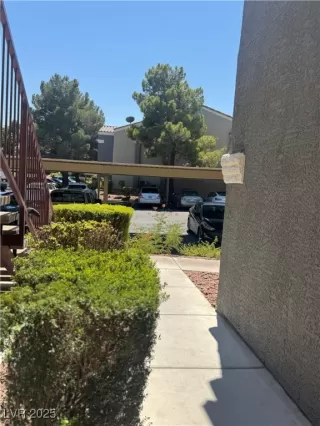 Photo #1: 2708970 Listing 