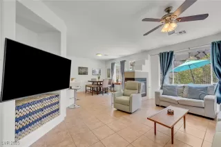 Photo #5: 2708971 Listing 