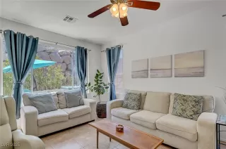 Photo #6: 2708971 Listing 