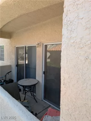 Photo #3: 2708992 Listing