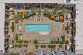 Photo #5: 2709008 Listing 