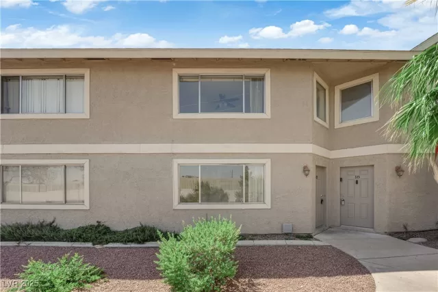 MLS: 2709024 Condo For Sale