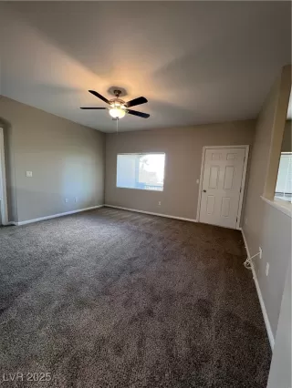 Photo #2: 2709033 Listing 