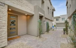 Photo #3: 2709043 Listing 