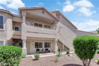 Photo #1: 2709055 Listing 