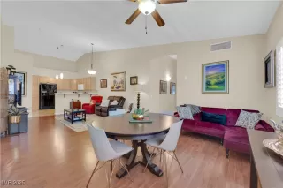 Photo #4: 2709055 Listing 