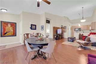 Photo #5: 2709055 Listing 