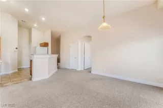 Photo #3: 2709064 Listing