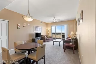 Photo #5: 2709099 Listing 