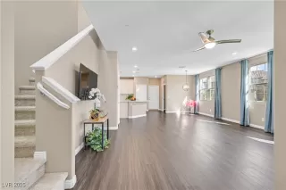 Photo #2: 2709105 Listing 