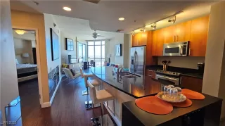 Photo #3: 2709134 Listing 