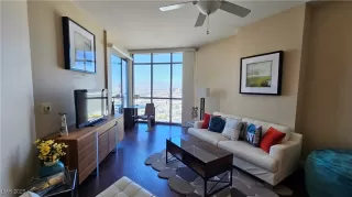 Photo #5: 2709134 Listing 