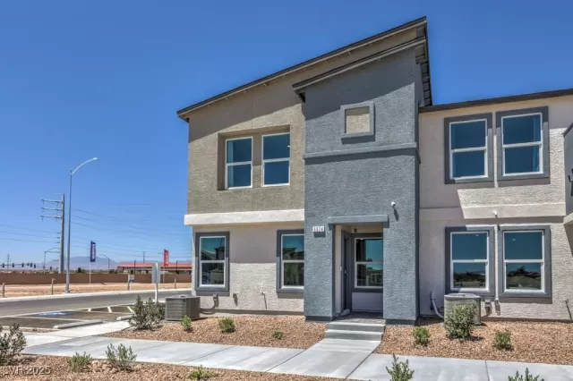 MLS: 2709147 Condo For Sale