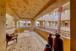 Photo #1: 2709160 Listing 