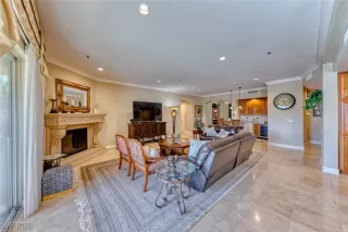 Photo #5: 2709160 Listing 