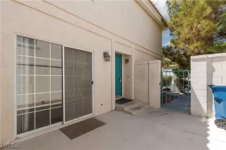 Photo #5: 2709164 Listing 