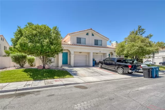 MLS: 2709179 Condo For Sale