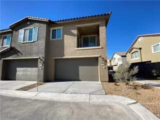 Photo #3: 2709225 Listing 