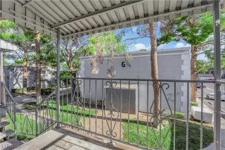 Photo #3: 2709226 Listing 