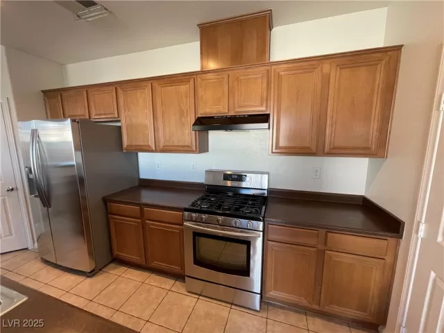 MLS: 2709229 Condo For Sale