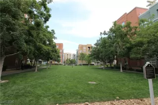 Photo #3: 2709239 Listing 