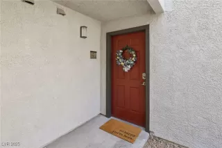 Photo #1: 2709248 Listing