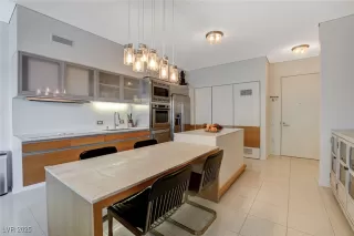 Photo #1: 2709253 Listing 