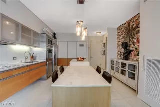 Photo #2: 2709253 Listing 